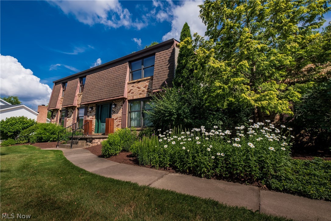 1431 Springhaven Circle NE Massillon OH 44646