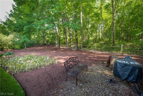 1431 Springhaven Circle NE Massillon OH 44646