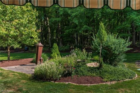 1431 Springhaven Circle NE Massillon OH 44646