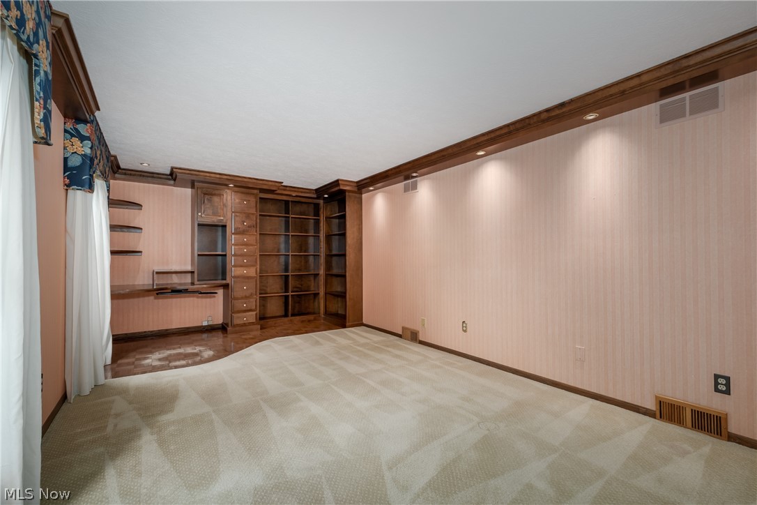 1431 Springhaven Circle NE Massillon OH 44646