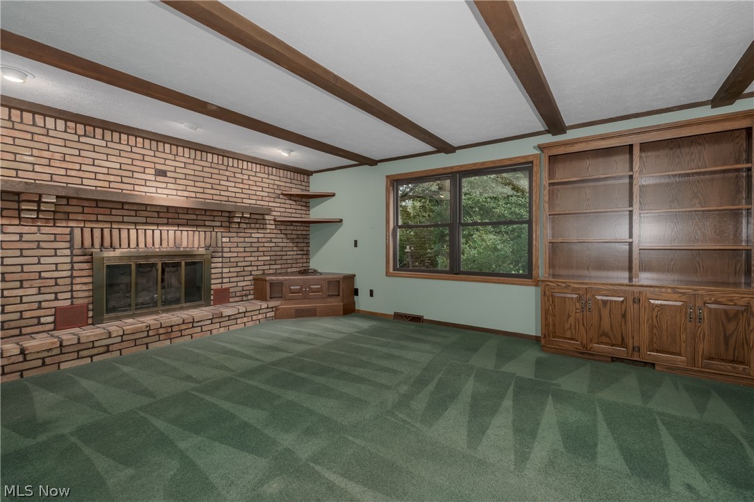 1431 Springhaven Circle NE Massillon OH 44646