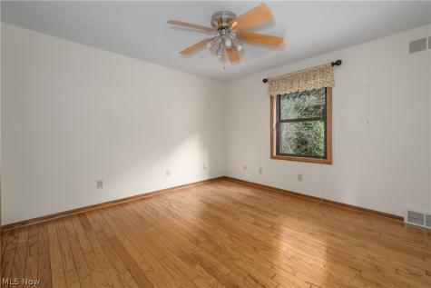 1431 Springhaven Circle NE Massillon OH 44646