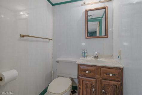 1431 Springhaven Circle NE Massillon OH 44646