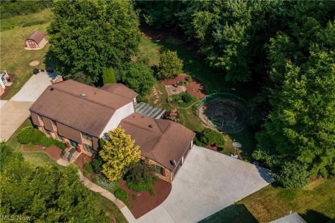 1431 Springhaven Circle NE Massillon OH 44646