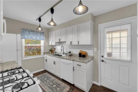 14552 Mission Road Cleveland OH 44135