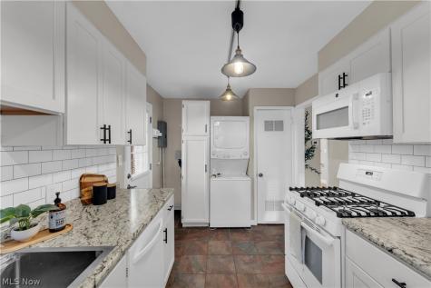 14552 Mission Road Cleveland OH 44135