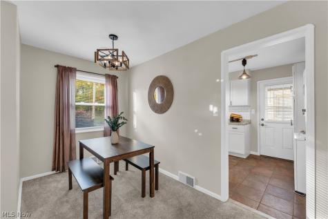 14552 Mission Road Cleveland OH 44135