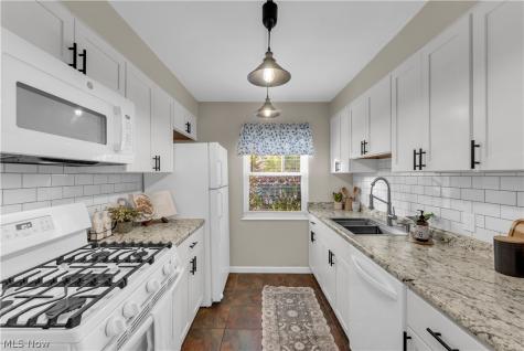 14552 Mission Road Cleveland OH 44135