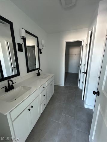 502 Cedarwood Trail Elyria OH 44035