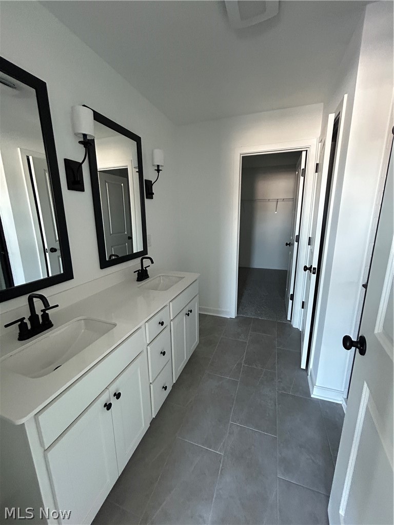 502 Cedarwood Trail Elyria OH 44035