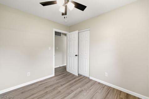 8768 Parkdale Drive North Royalton OH 44133