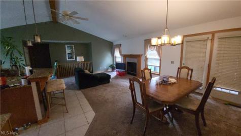 1121 Aubrey Circle Louisville OH 44641