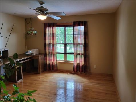 1121 Aubrey Circle Louisville OH 44641