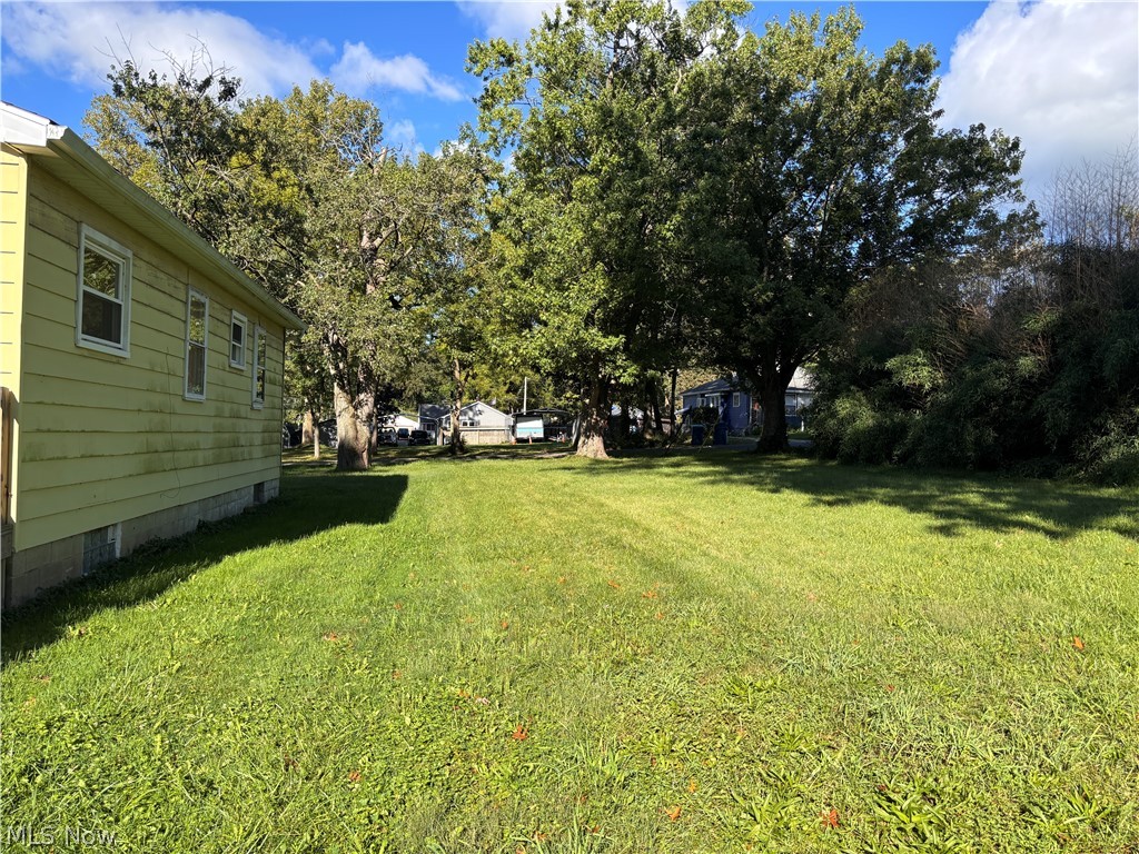285 W Magnet Street Akron OH 44319