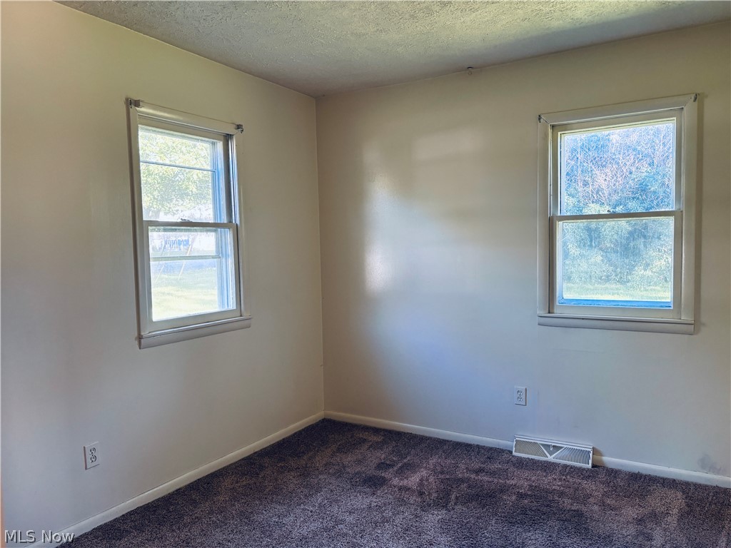 285 W Magnet Street Akron OH 44319