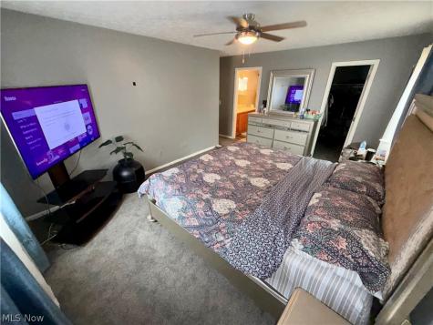 6186 Wild Oak Drive North Olmsted OH 44070