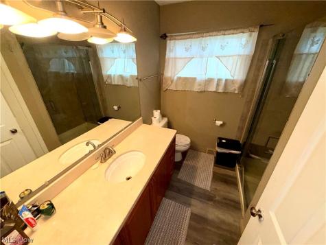 6186 Wild Oak Drive North Olmsted OH 44070