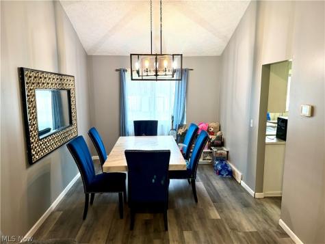 6186 Wild Oak Drive North Olmsted OH 44070