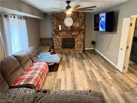 6186 Wild Oak Drive North Olmsted OH 44070