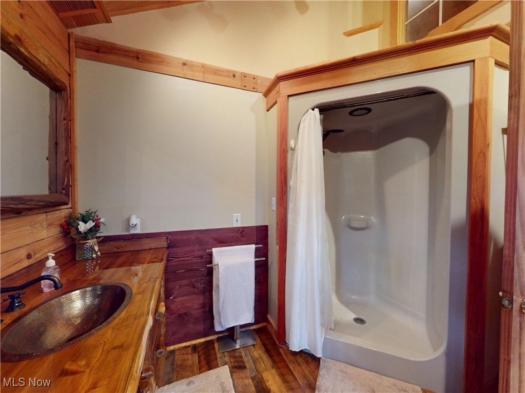 1142 Tote Road Rock Creek OH 44084