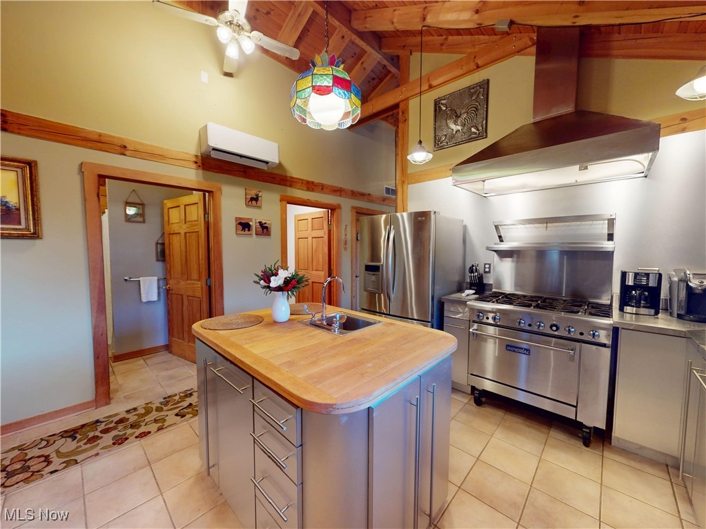 1142 Tote Road Rock Creek OH 44084