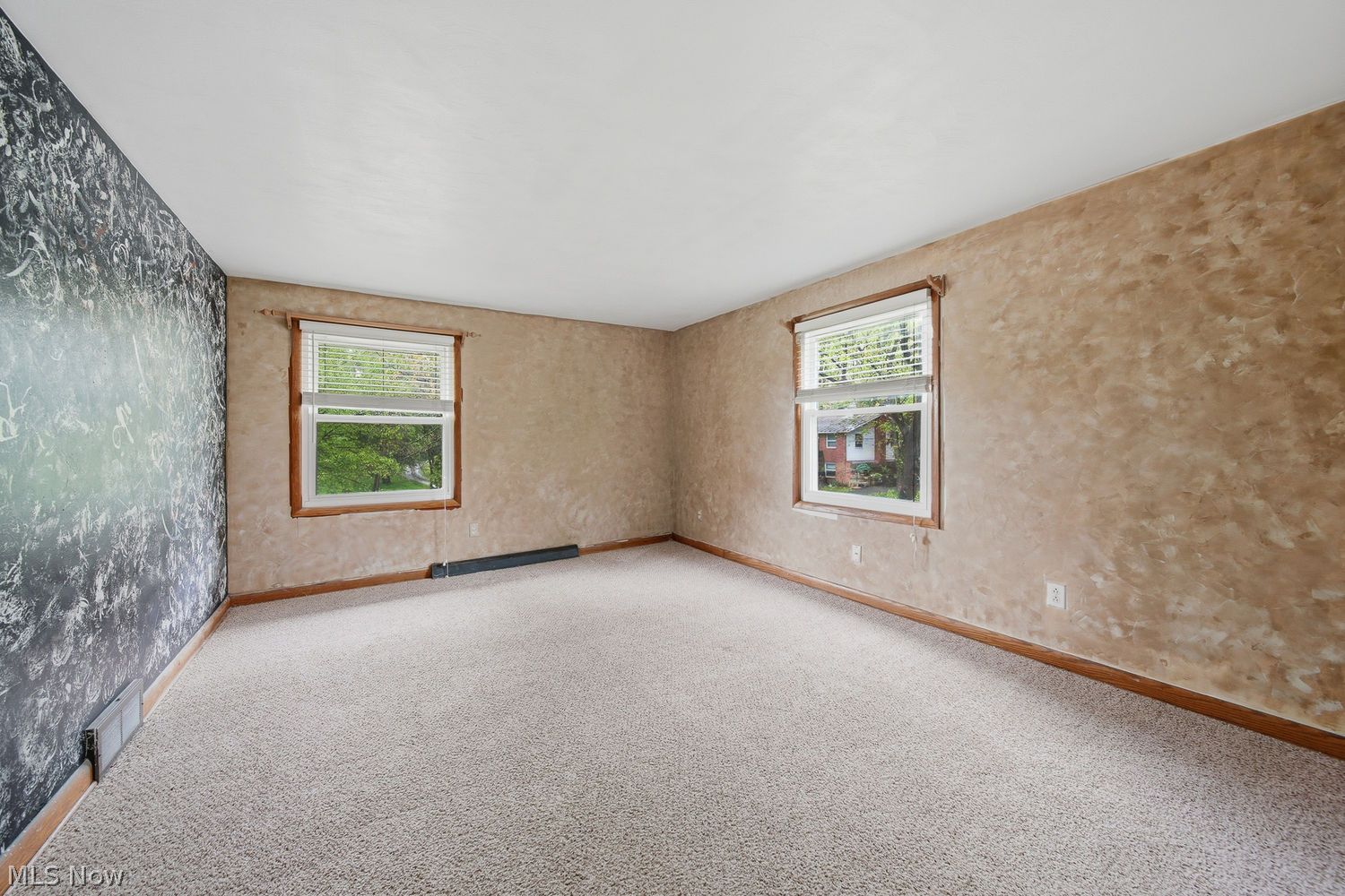 1556 Koons Road North Canton OH 44720