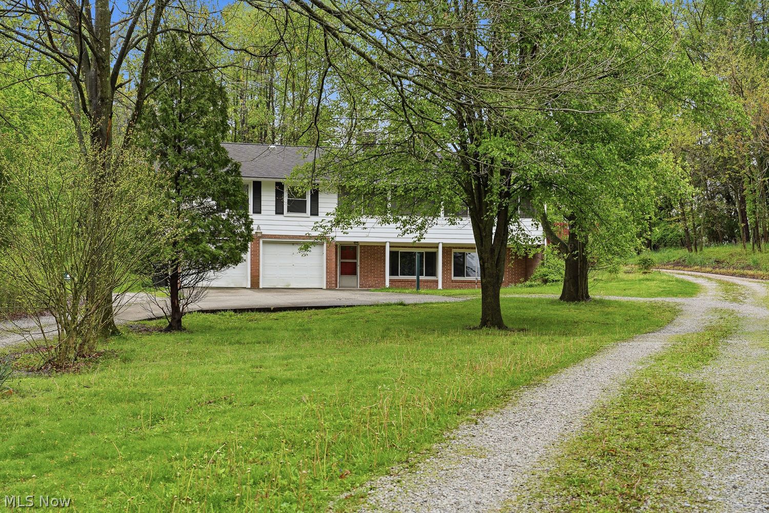 1556 Koons Road North Canton OH 44720
