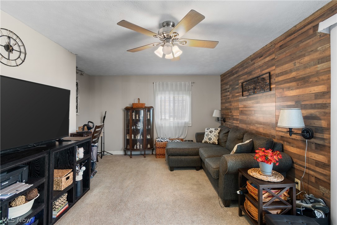1277 Weiser Avenue Akron OH 44314