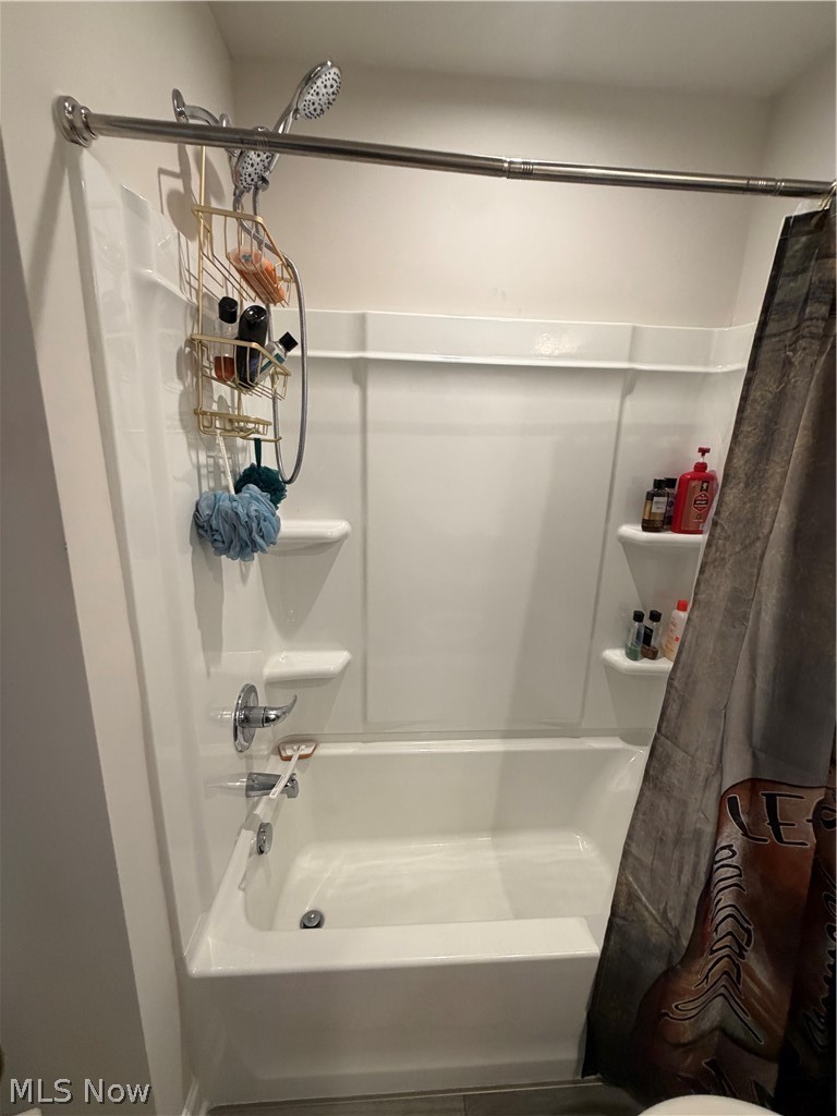 105 Zenith Court Eastlake OH 44095