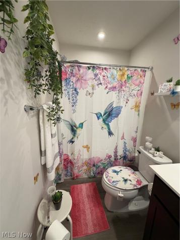 105 Zenith Court Eastlake OH 44095