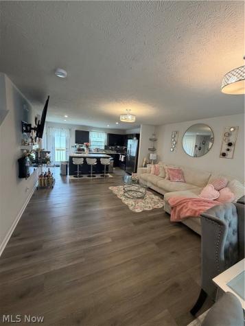 105 Zenith Court Eastlake OH 44095