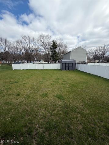 105 Zenith Court Eastlake OH 44095