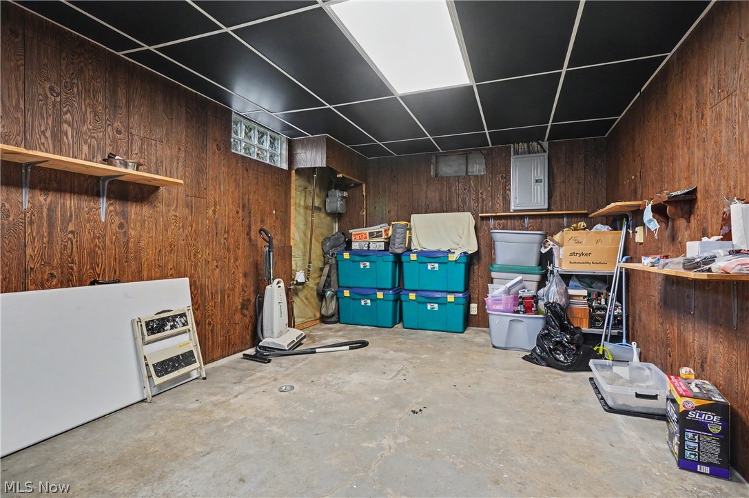 806 Tallkron Drive Akron OH 44305