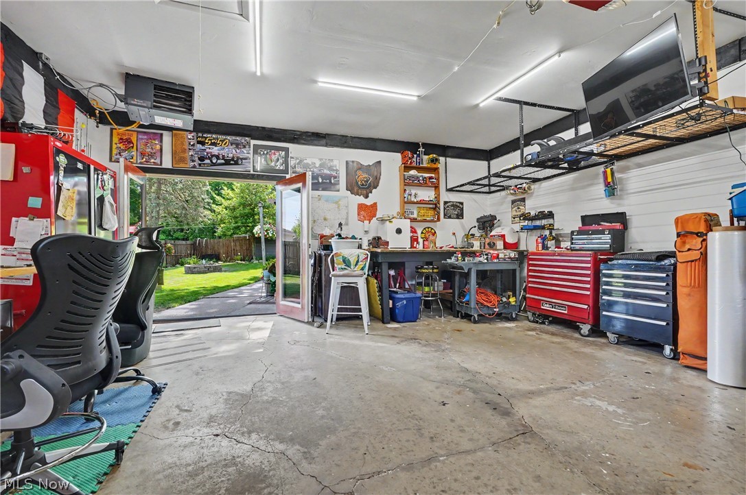 806 Tallkron Drive Akron OH 44305