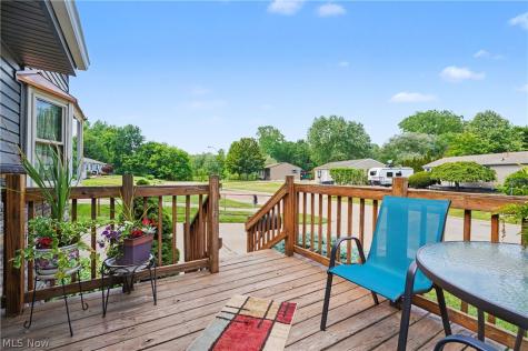 806 Tallkron Drive Akron OH 44305
