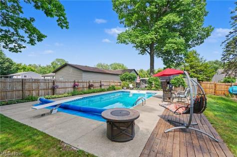 806 Tallkron Drive Akron OH 44305