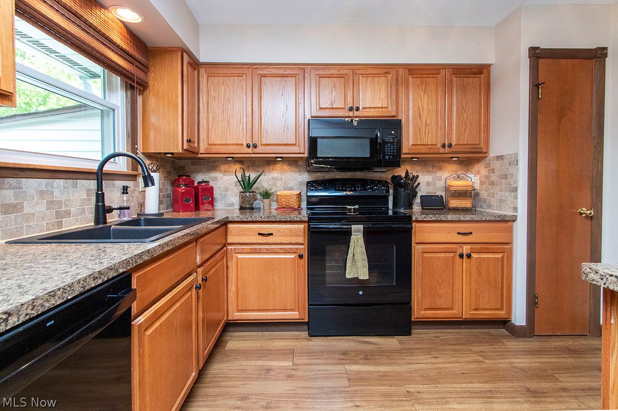 4611 Basswood Oval Brunswick OH 44212