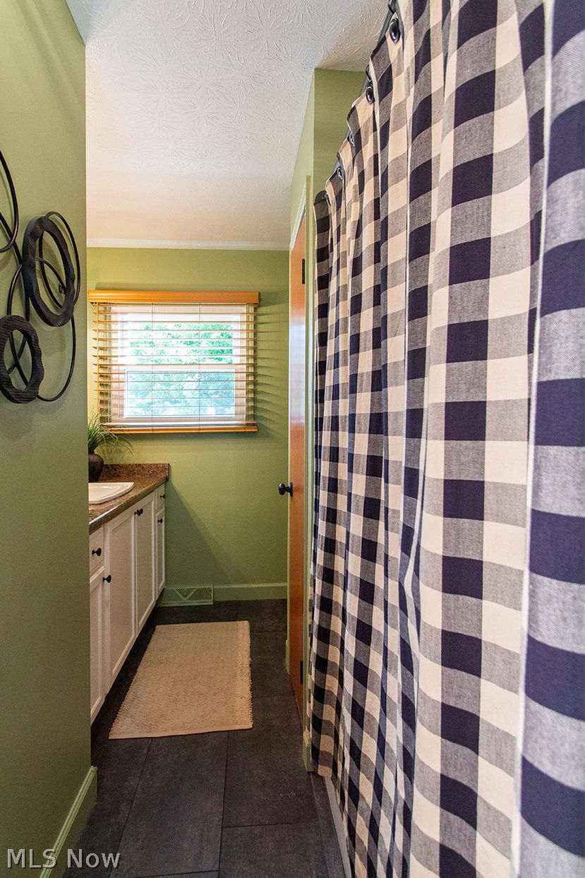 4611 Basswood Oval Brunswick OH 44212