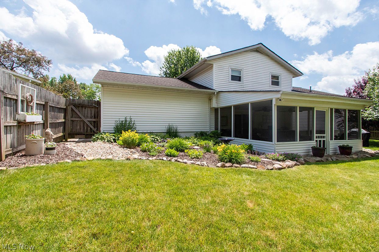 4611 Basswood Oval Brunswick OH 44212