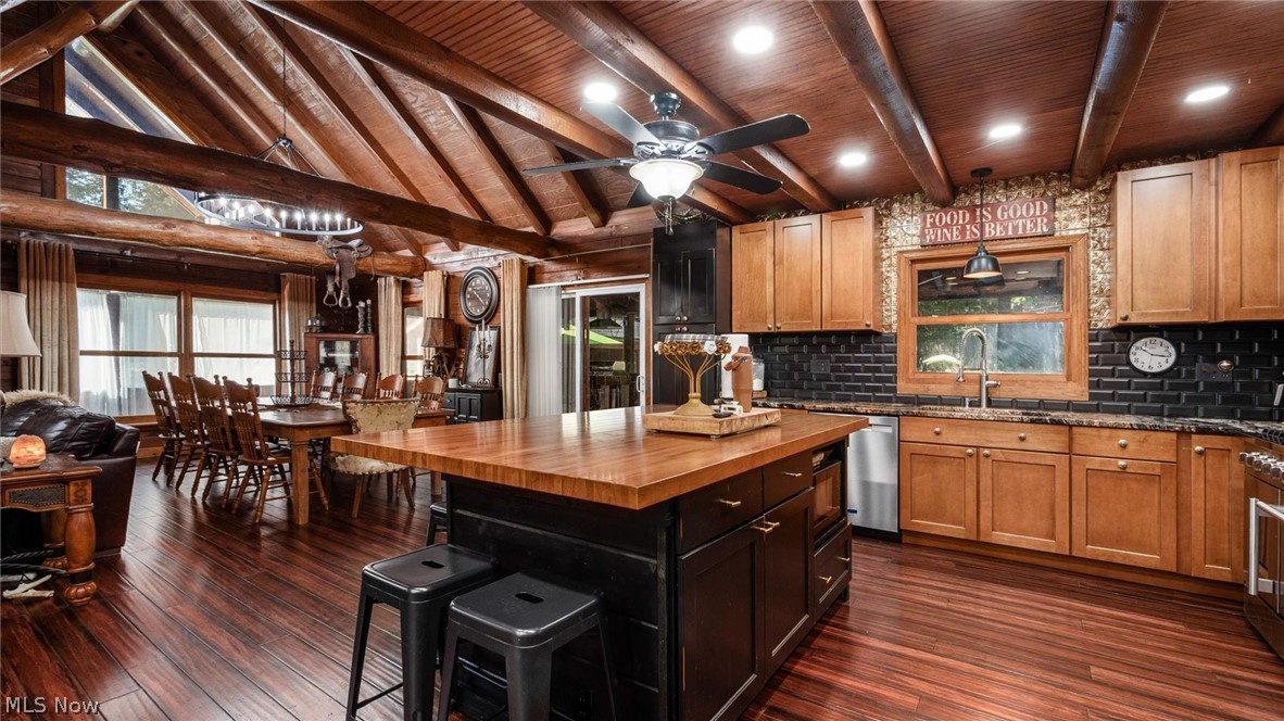 6603 N State Route 669 NW Mcconnelsville OH 43756