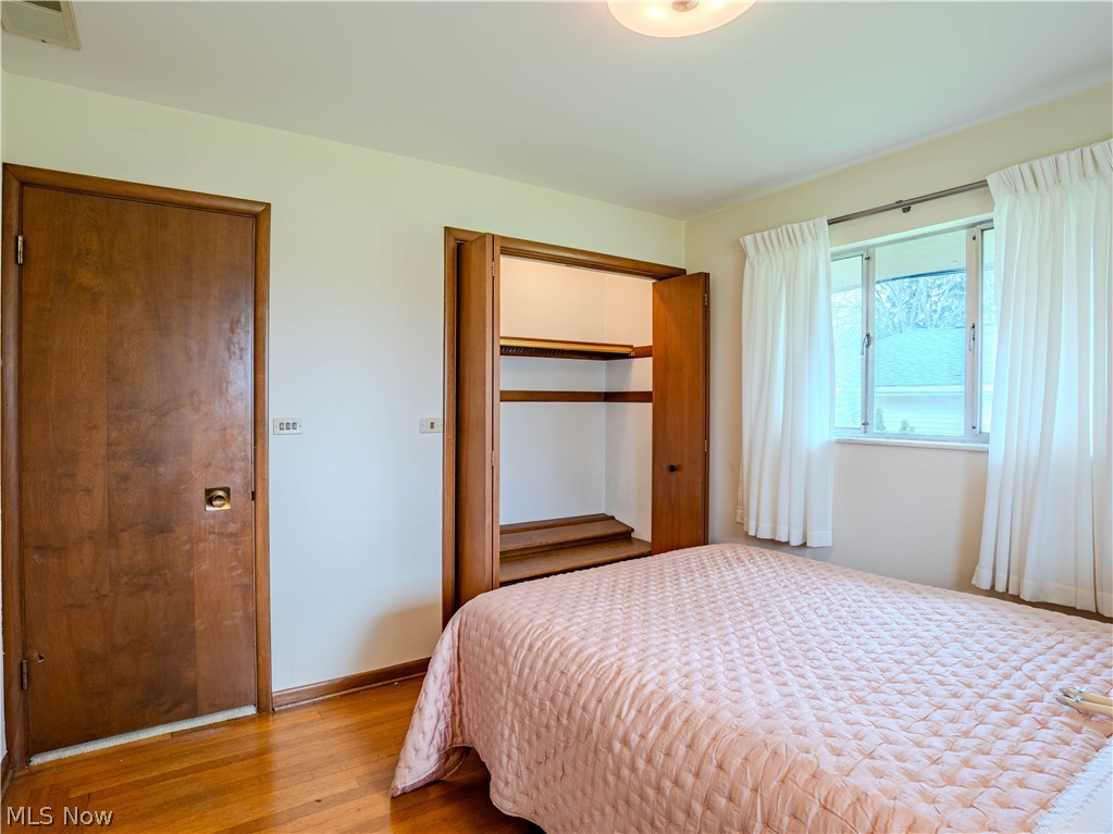 10073 Delsy Drive North Royalton OH 44133