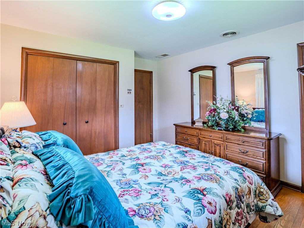 10073 Delsy Drive North Royalton OH 44133