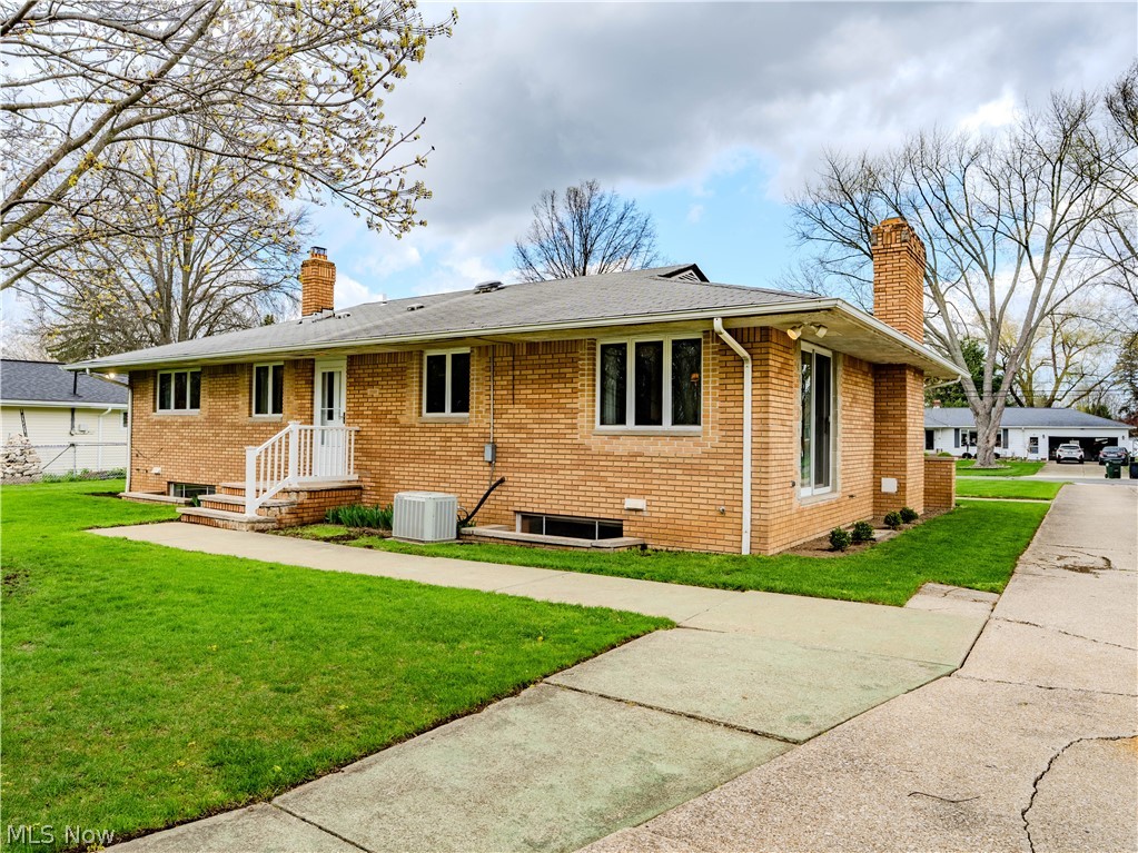 10073 Delsy Drive North Royalton OH 44133