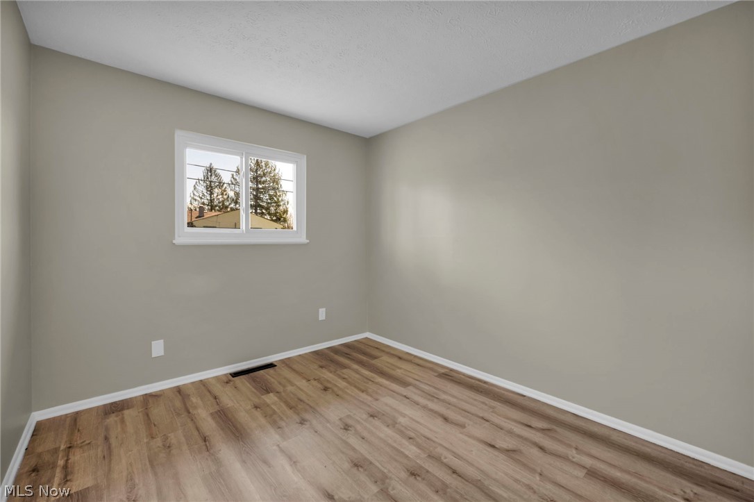 5863 Kimberly Drive Bedford Heights OH 44146