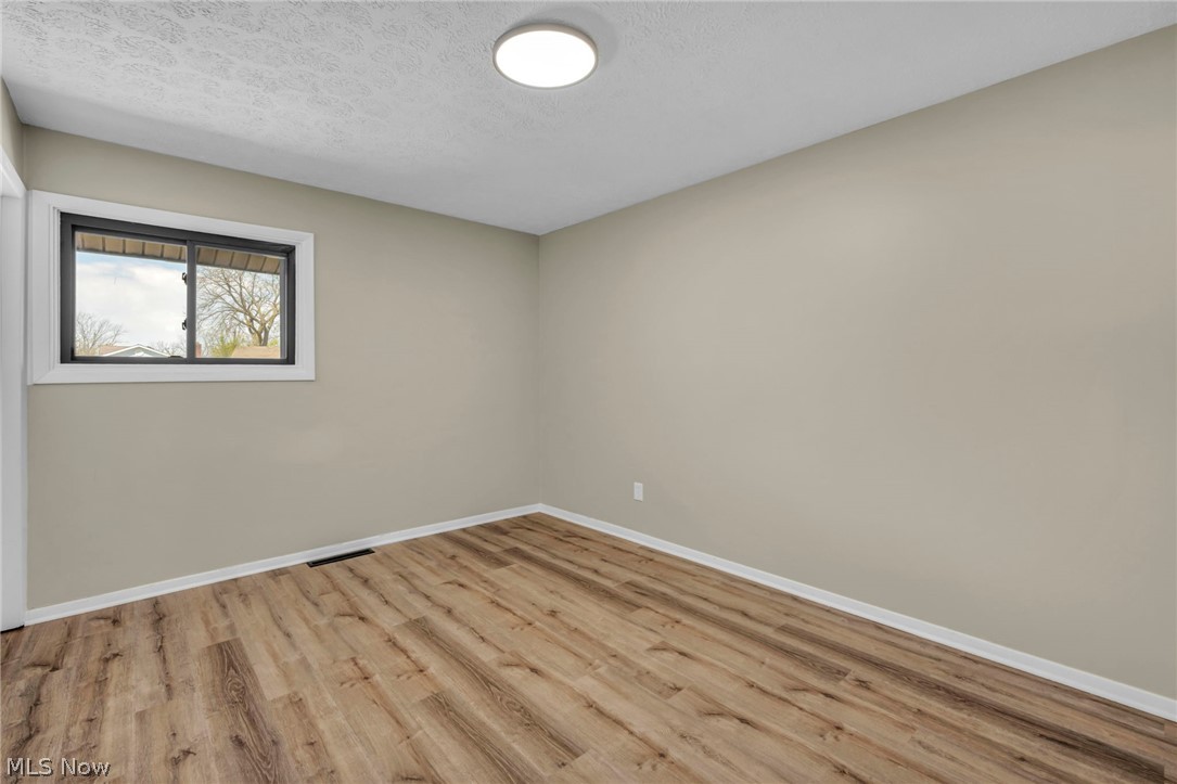 5863 Kimberly Drive Bedford Heights OH 44146