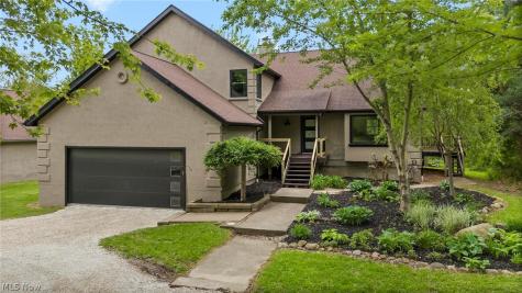 2203 S Medina Line Road Wadsworth OH 44281