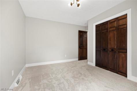 2203 S Medina Line Road Wadsworth OH 44281