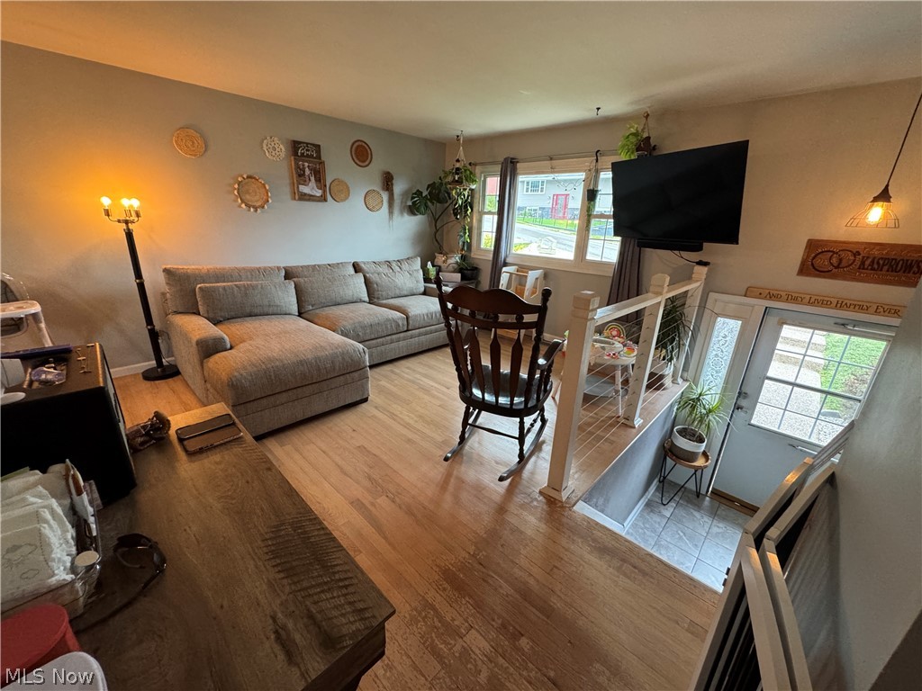 11 Hillcrest Drive Martins Ferry OH 43935