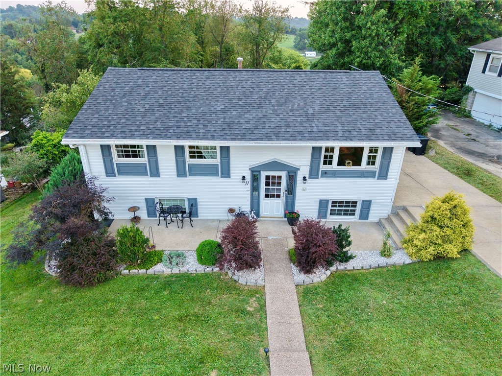 11 Hillcrest Drive Martins Ferry OH 43935