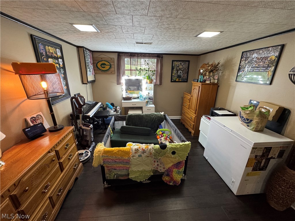 11 Hillcrest Drive Martins Ferry OH 43935